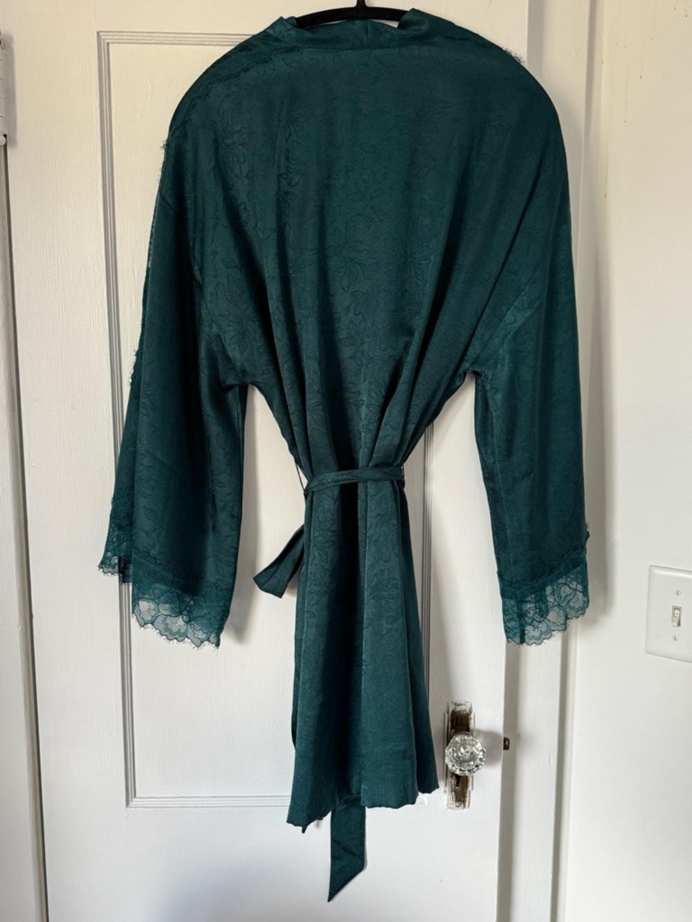 Victorias Secret Short Robe - Picture 8 of 8